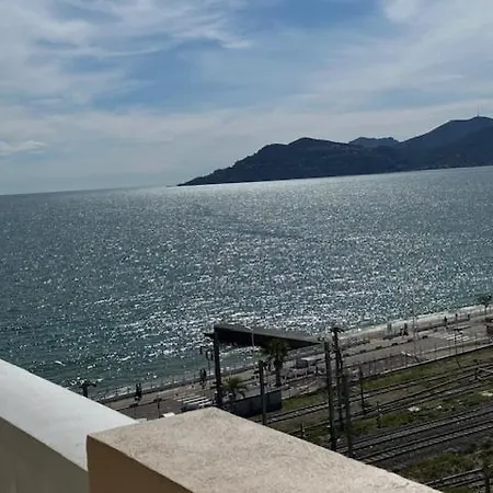 Top-floor Sea View, Terrace & 2 Pools Apartment