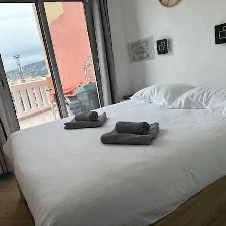 Top-floor Sea View, Terrace & 2 Pools * Cannes