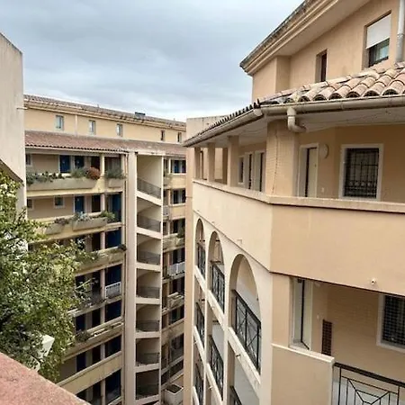 Apartment Top-floor Sea View, Terrace & 2 Pools Cannes